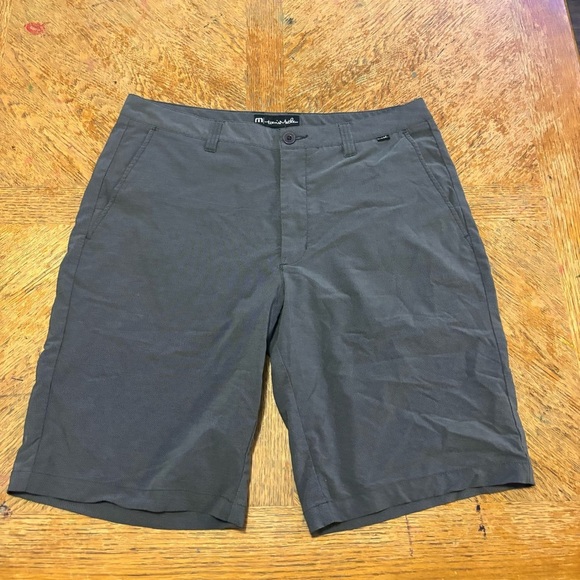 Travis Mathew Other - Travis Mathew Golf Casual Shorts Dark Gray Flat Front Performance Men’s Size 36